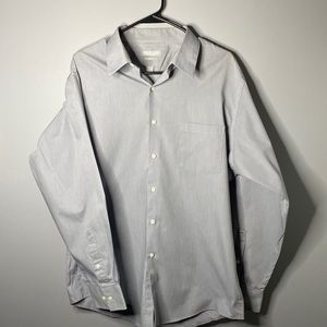VanHeusen fitted dress shirt